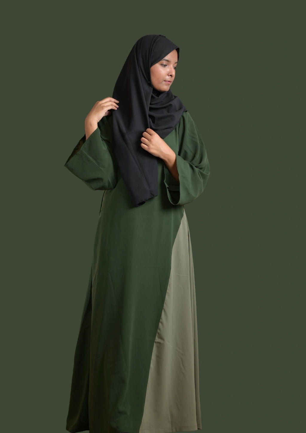baraqah female green color modest fashion abaya for women 