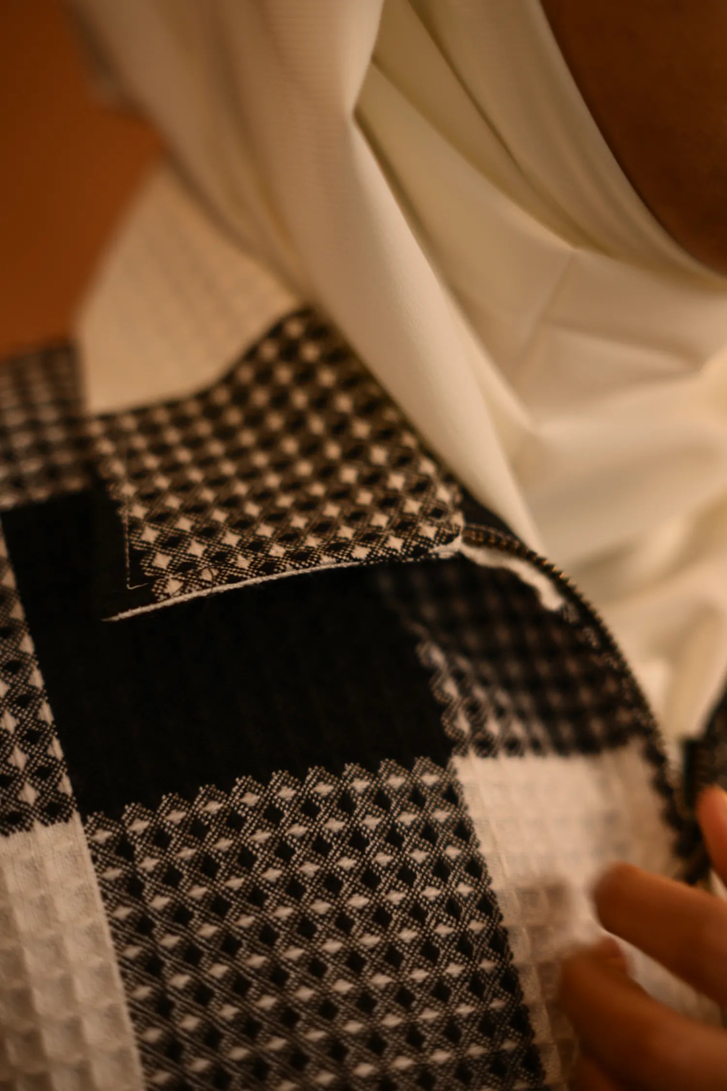 Black & White kashmiri Traditional Pheran