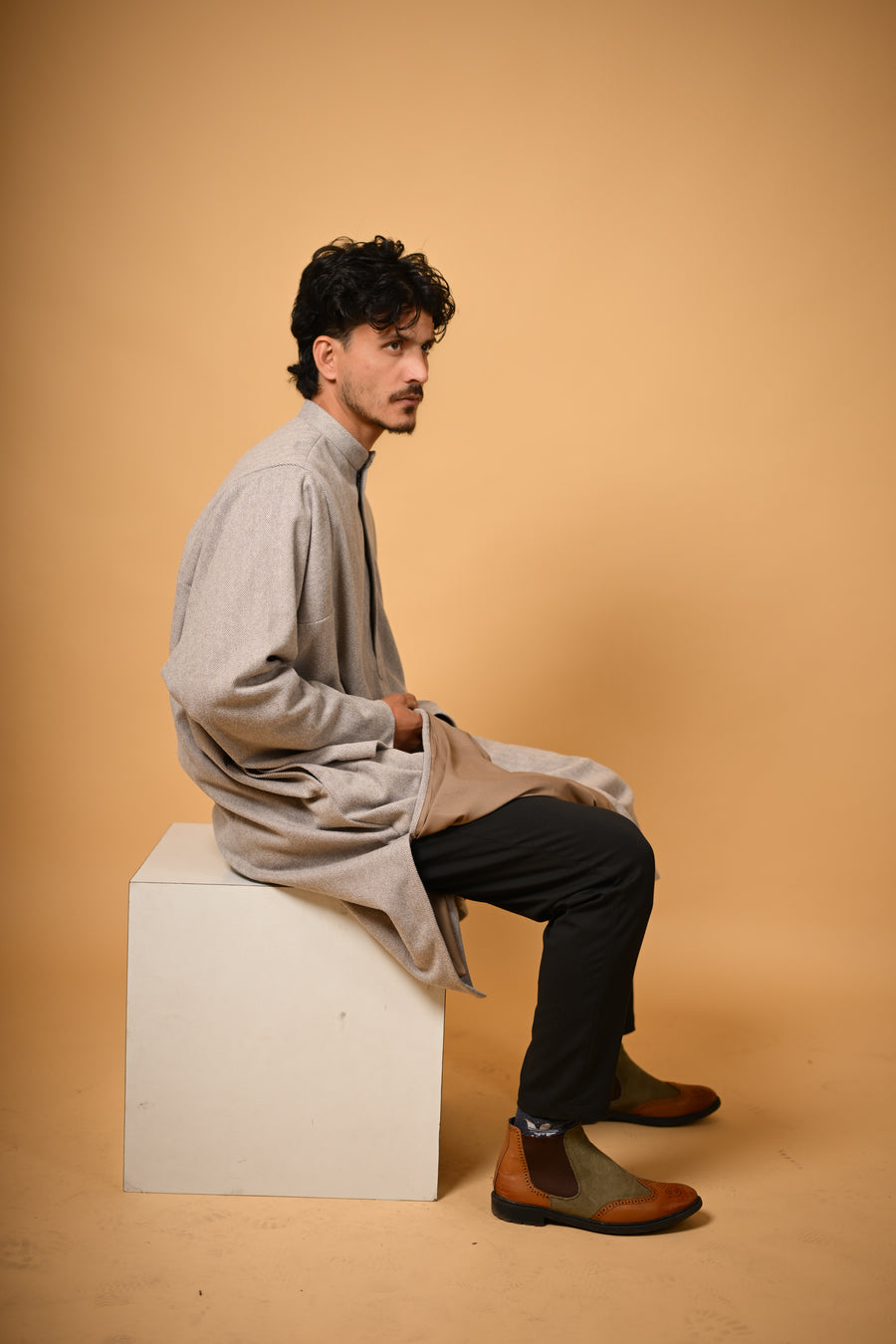 Cremish Grey Herringbone Pheran