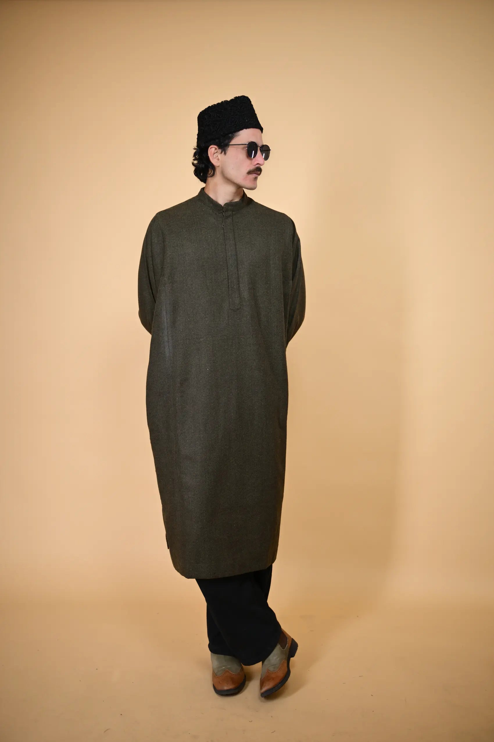baraqah dark green kashmiri traditional pheran for men 