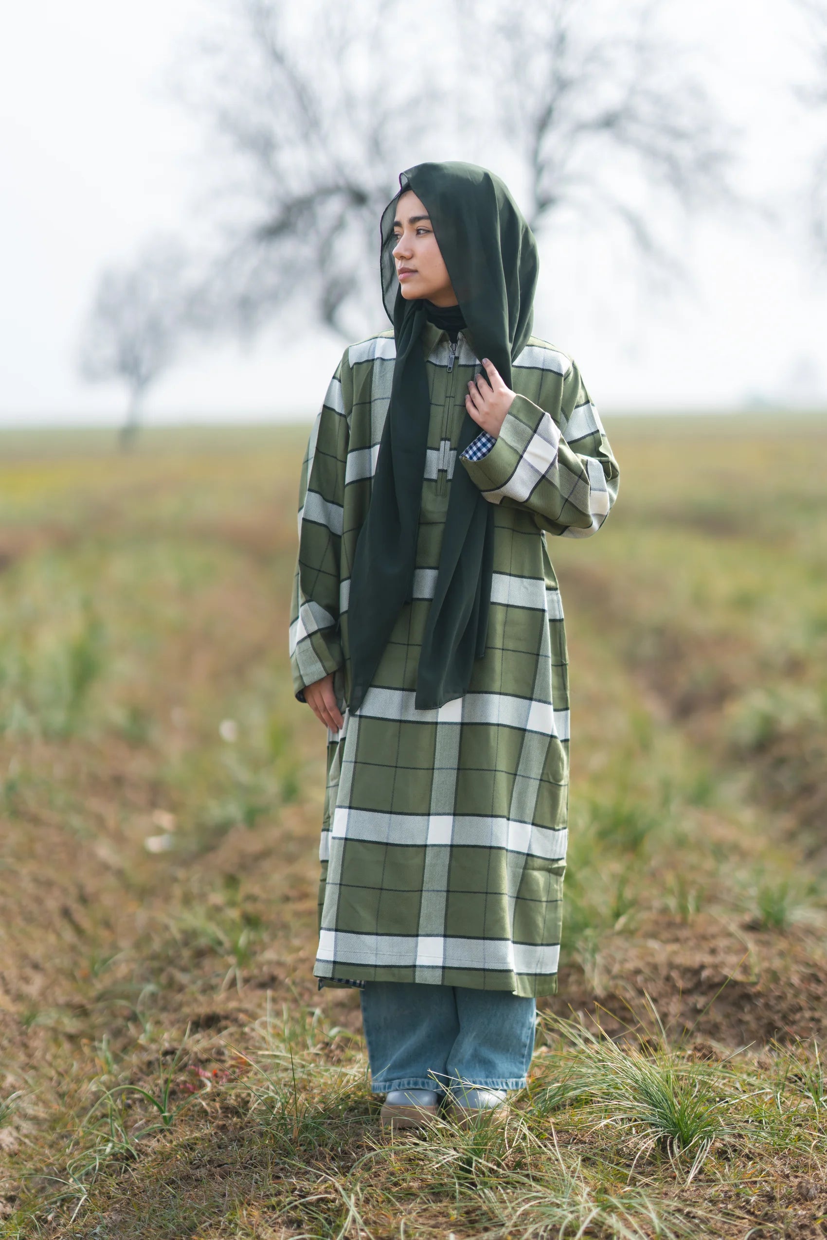 Moss Green Checked kashmiri Traditional female winter  Pheran
