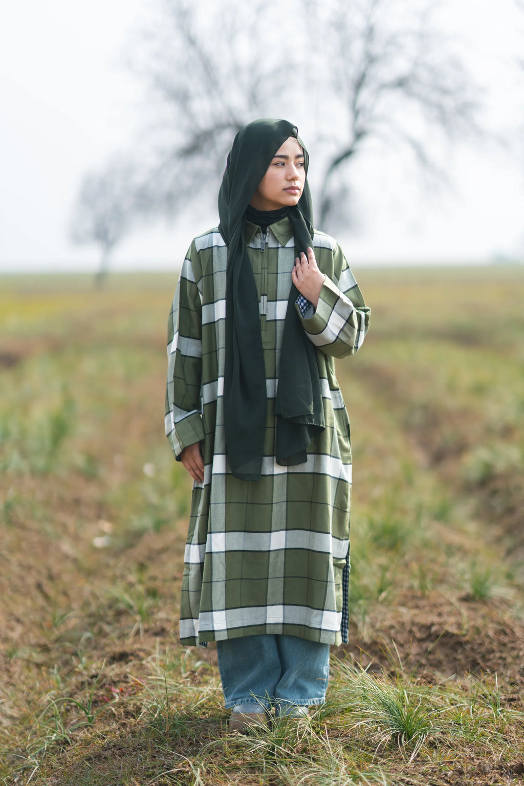 Moss Green Checked kashmiri Traditional female winter  Pheran
