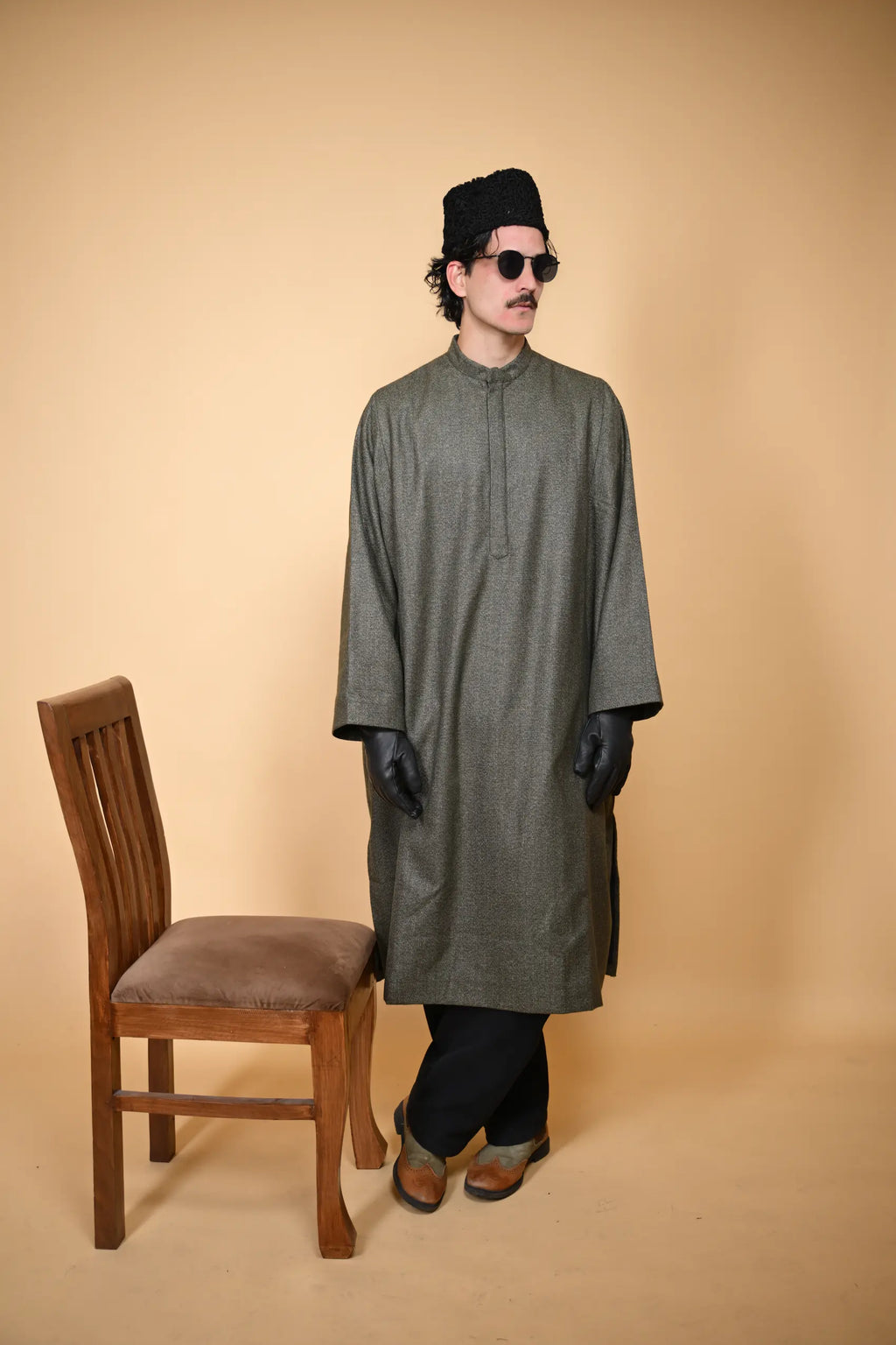 baraqah kashmiri traditional men pheran 