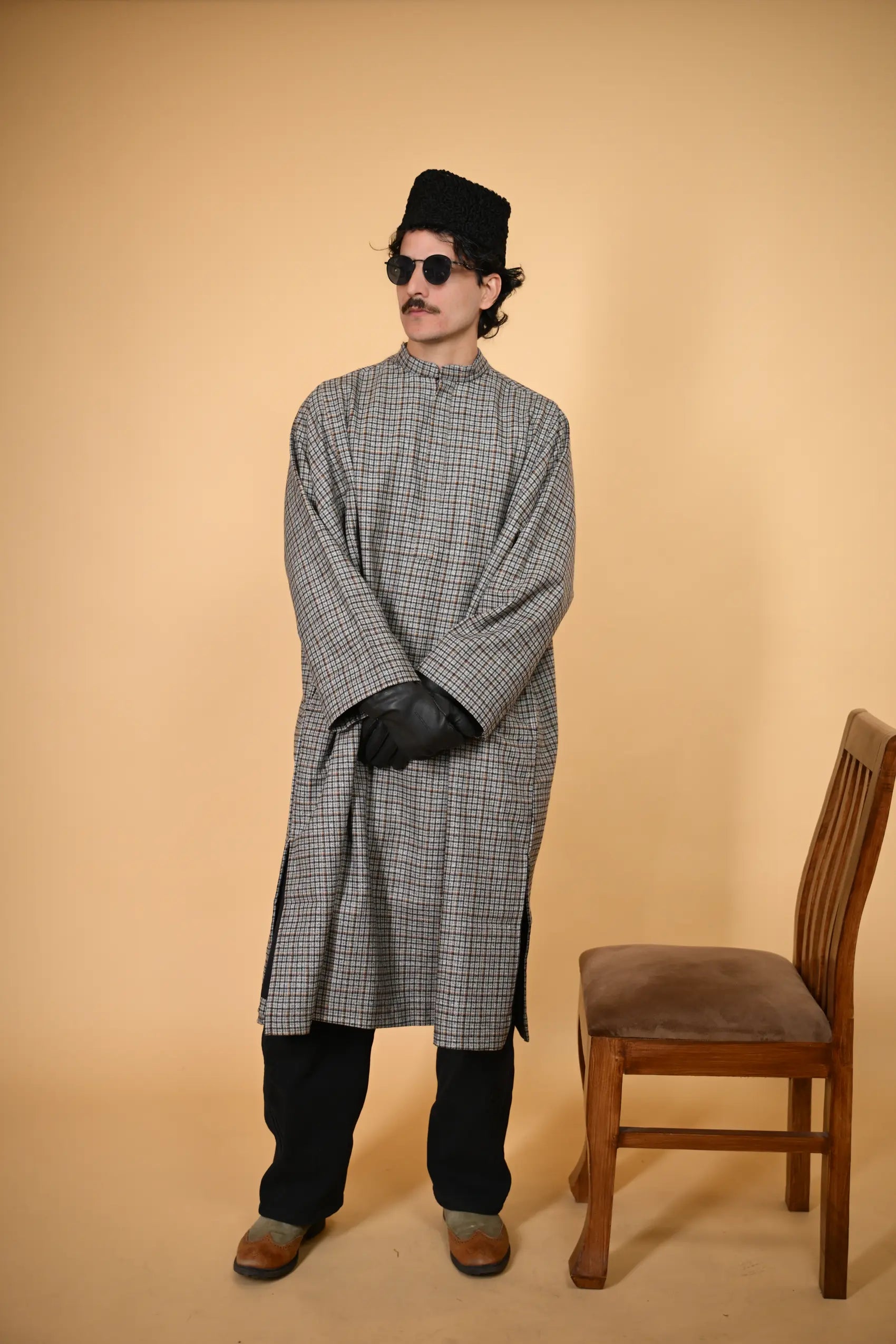 baraqah Grey Mist Plaid winter traditional Pheran For Men
