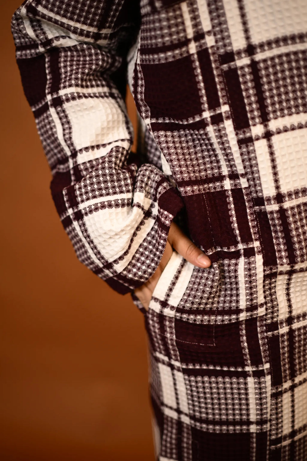 Maroon & White kashmiri Traditional Pheran