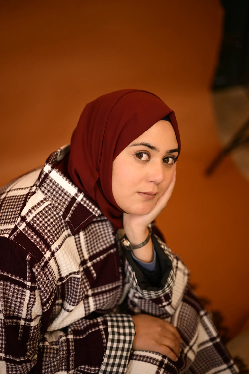 Maroon & White kashmiri Traditional Pheran