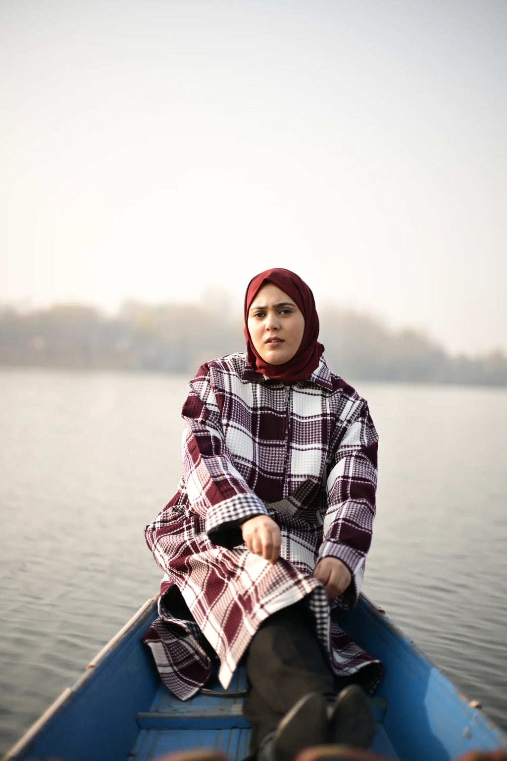 Maroon & White kashmiri Traditional Pheran