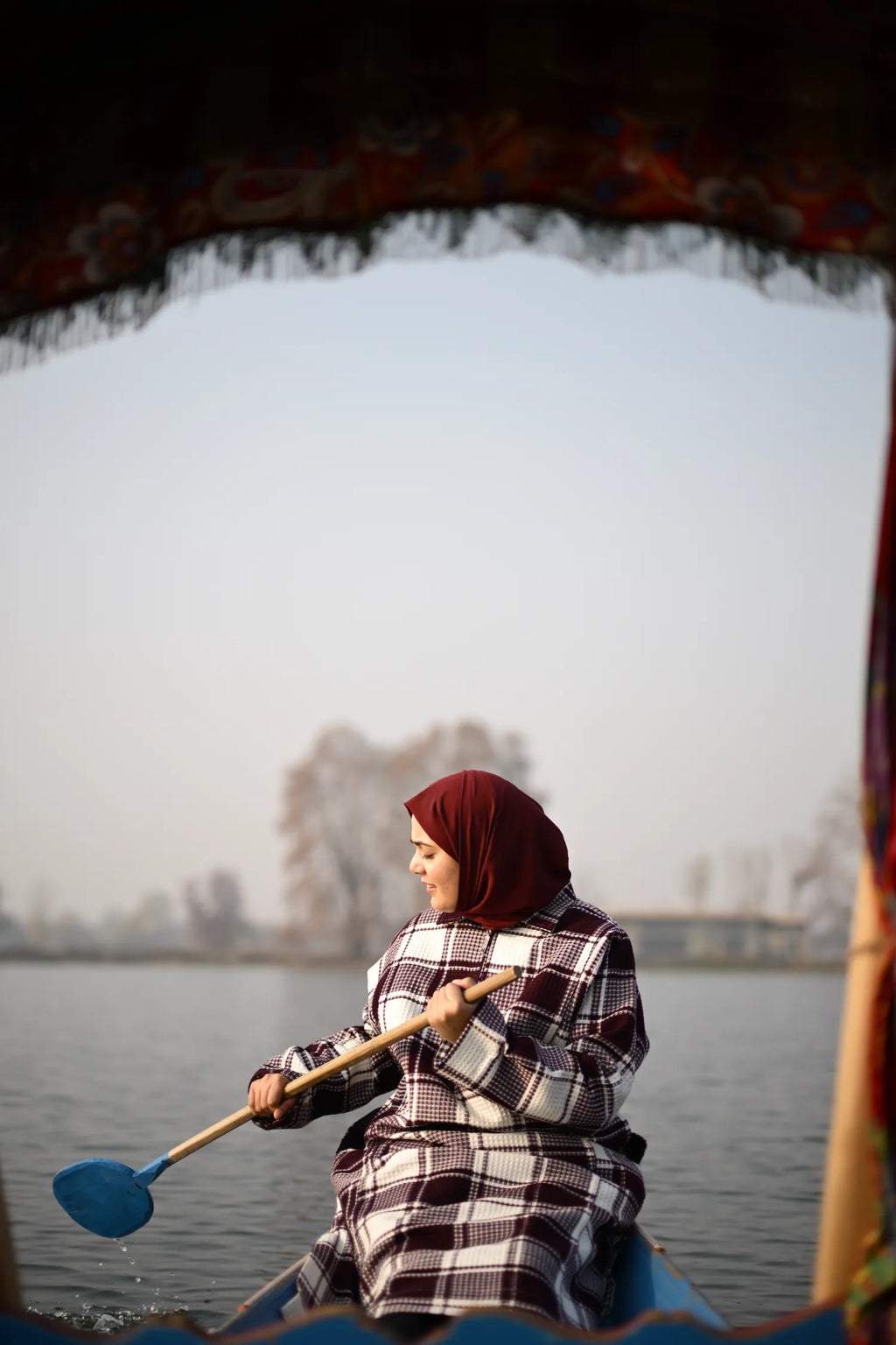 Maroon & White kashmiri Traditional Pheran