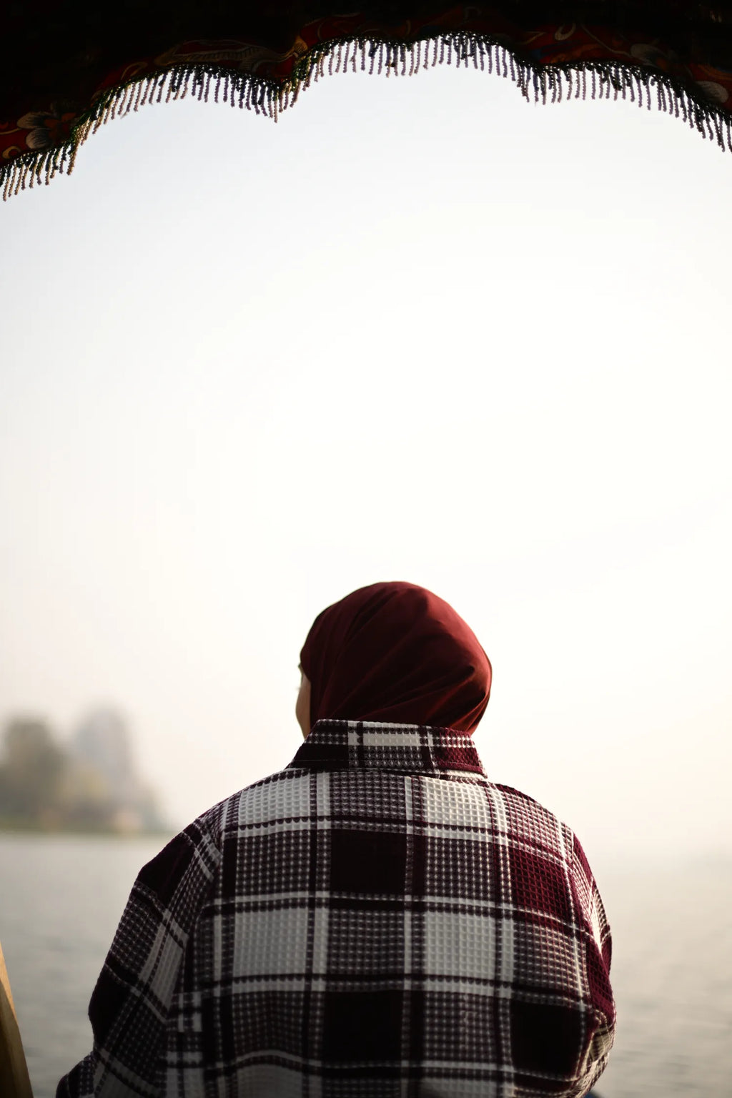 Maroon & White kashmiri Traditional Pheran