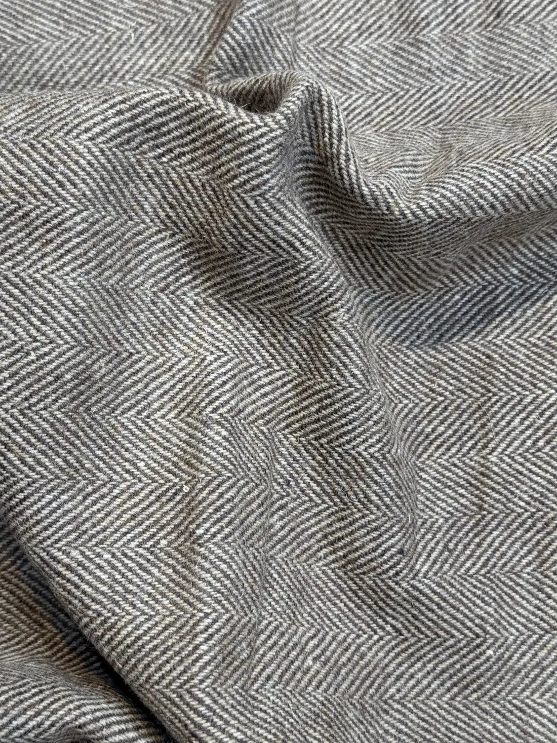 Ash Weave Herringbone Cashmere Merino Tweed