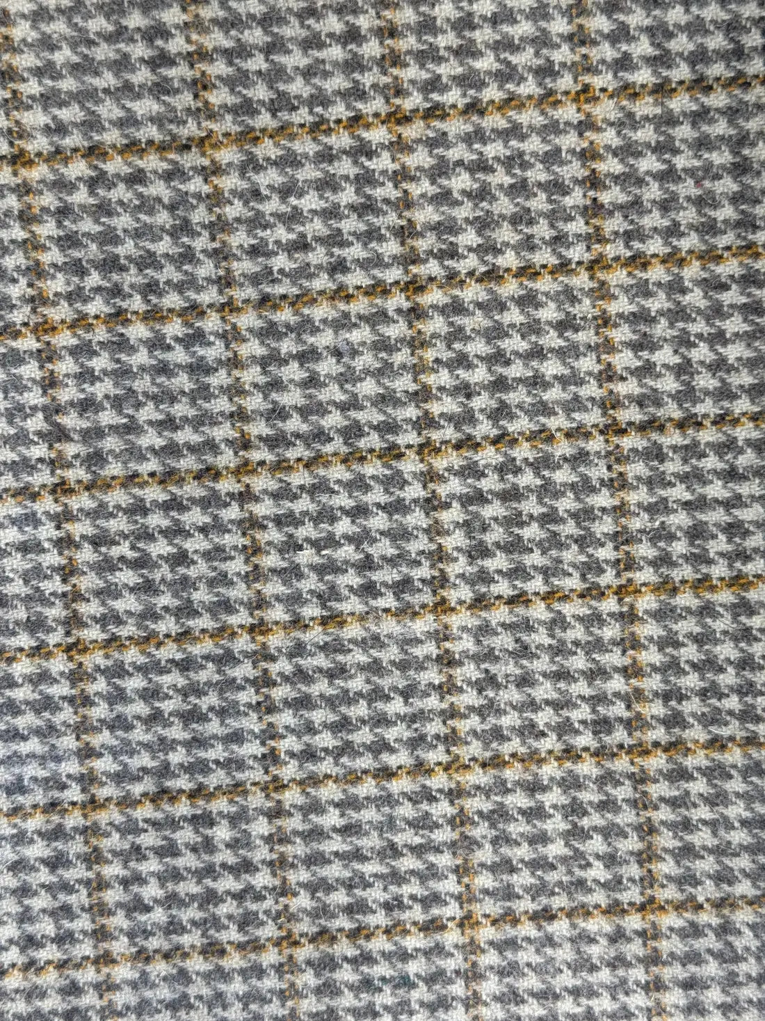 baraqah merino tweed fabric 