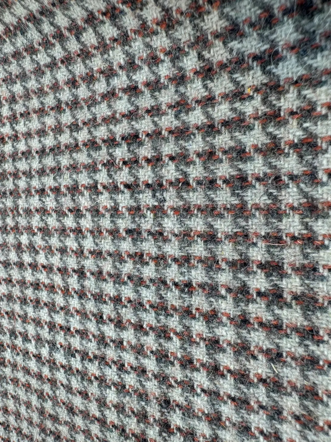 baraqah pure merino tweed