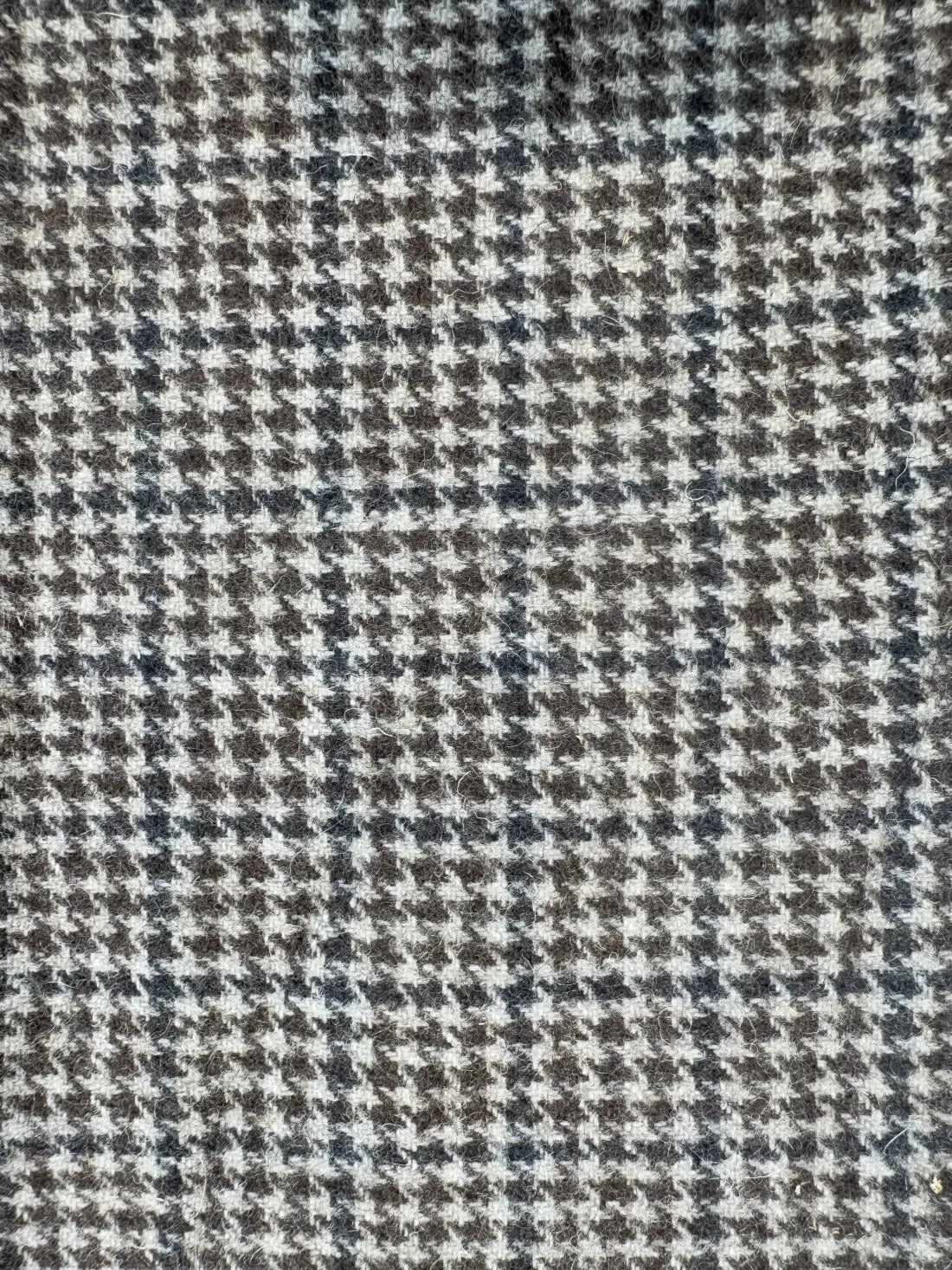 baraqah pure merino tweed