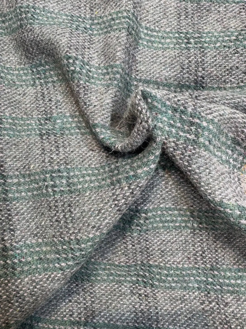 baraqah pure merino tweed