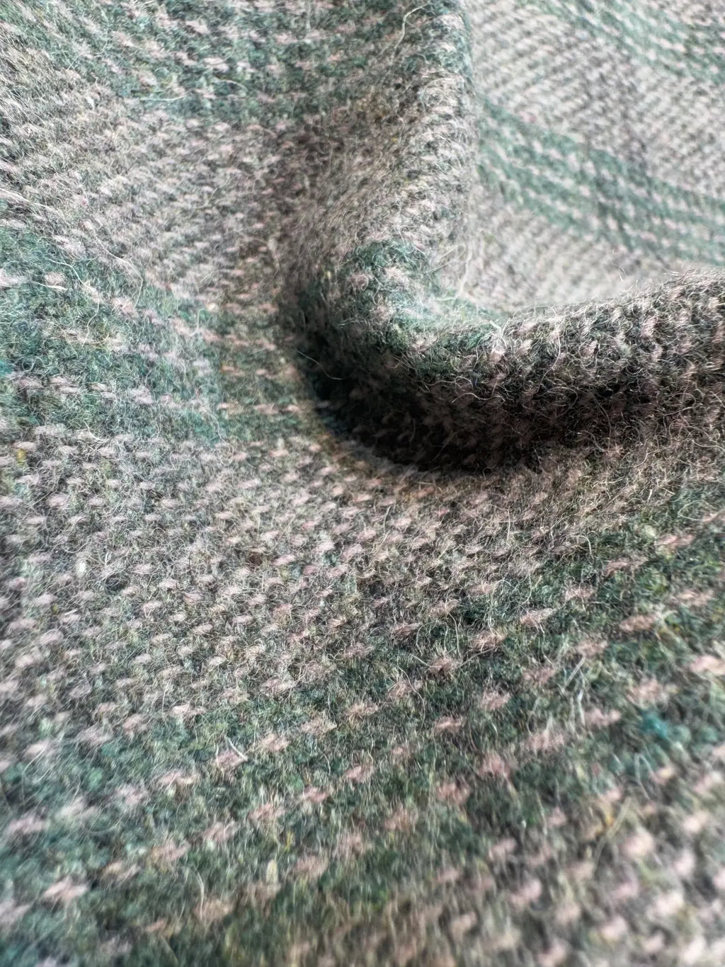 baraqah pure merino tweed
