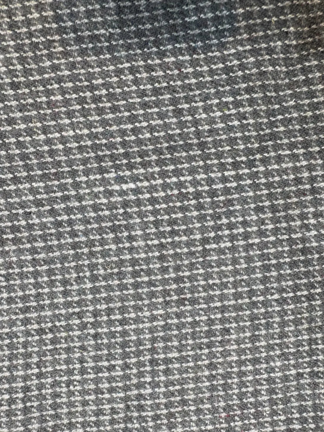 baraqah pure merino tweed