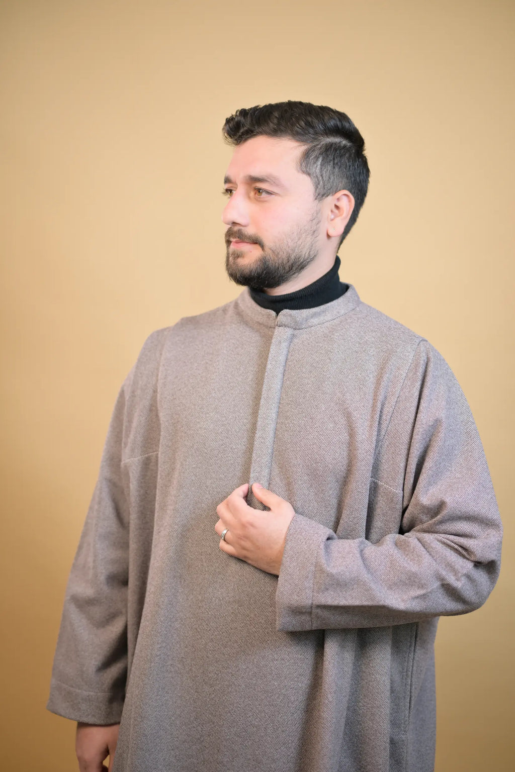 Light Brown Dotted Kashmiri Pheran