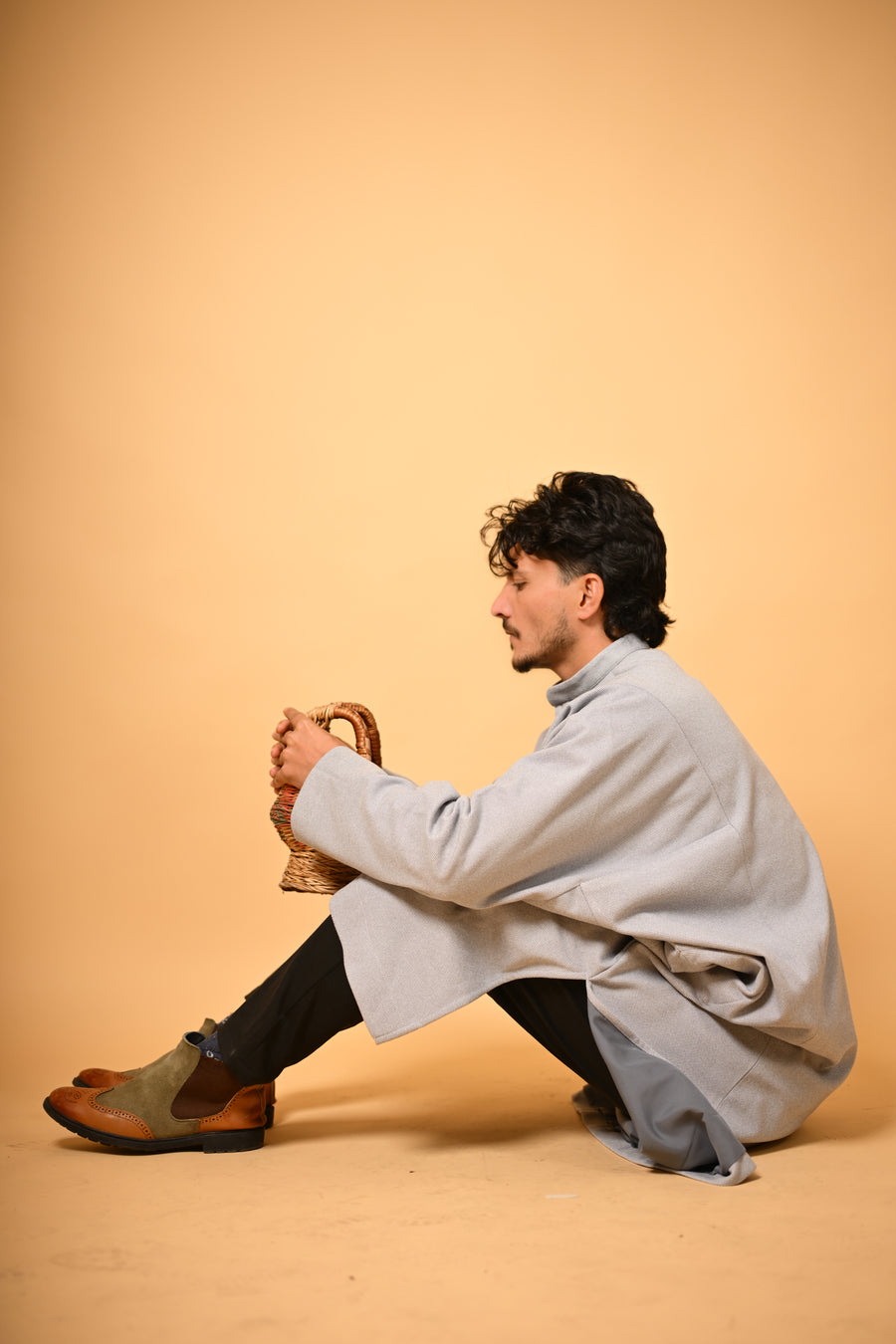 Whitish Grey Dotted Pheran