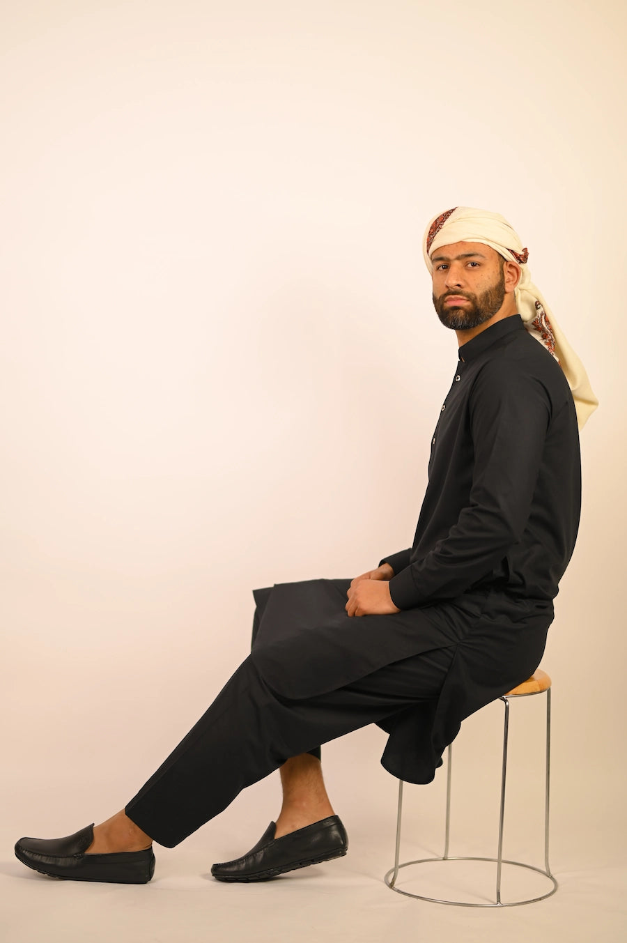 black color summer kurta pajama for men 