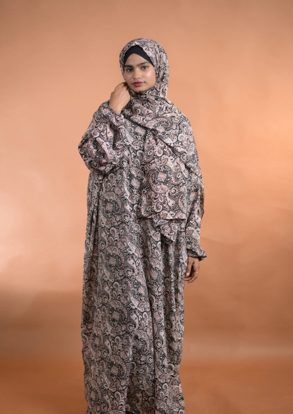 Black Paisley Floral Abaya