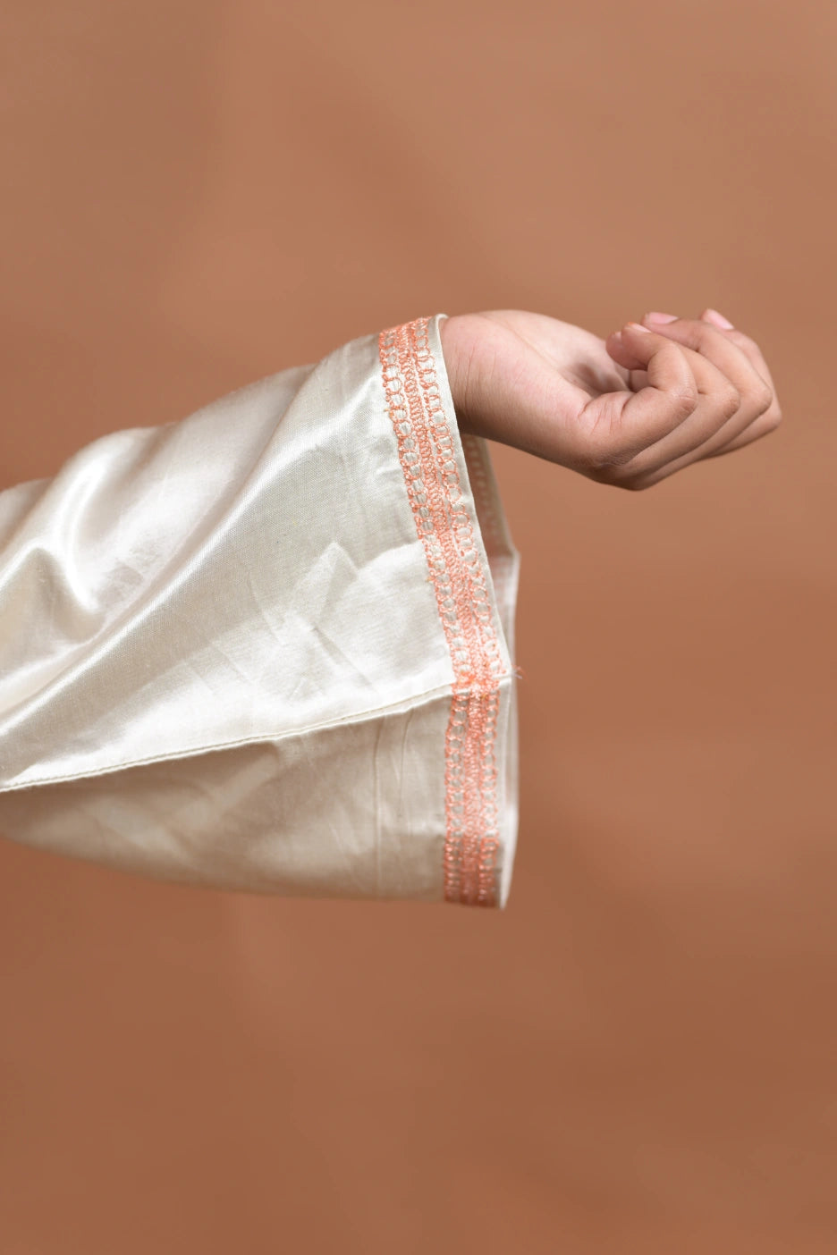 White Kashmiri Pheran For Females