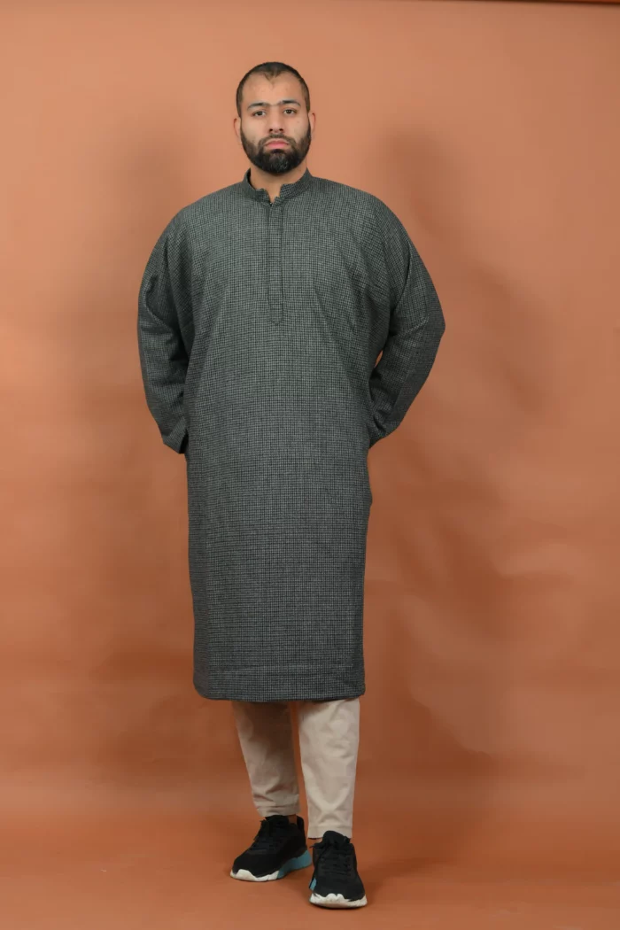Traditional Kashmiri Men's Pheran - woolen tweed