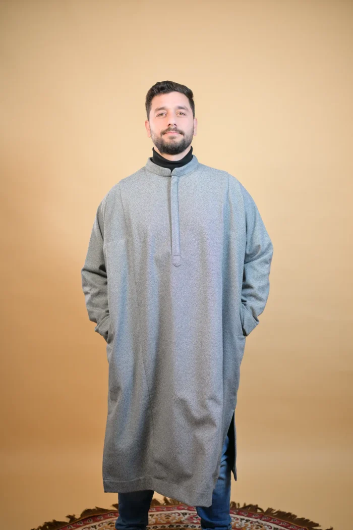 traditional kashmiri feran for men